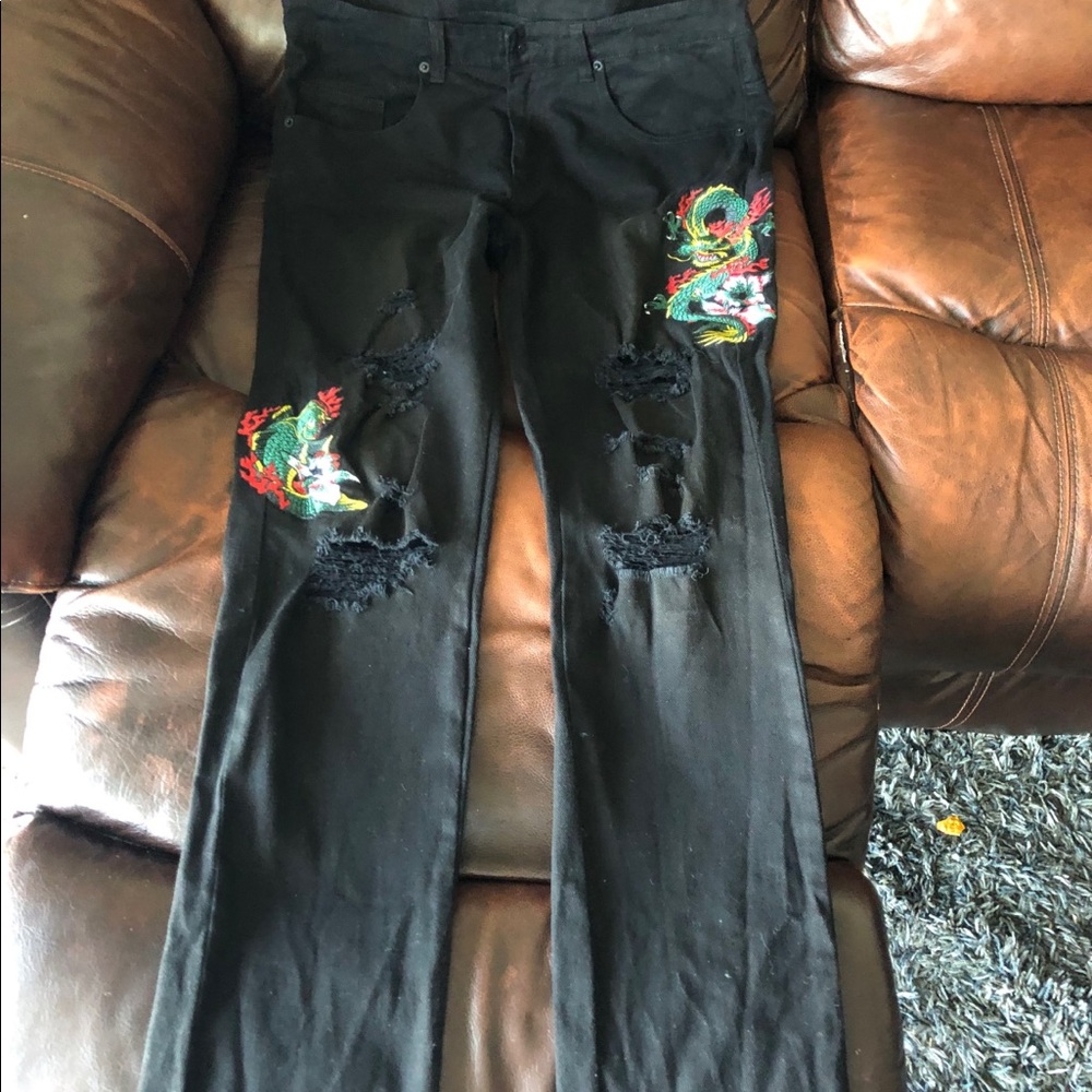 Y&R stylish ripped jeans